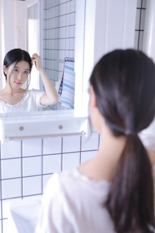 家教老师穿情趣内衣